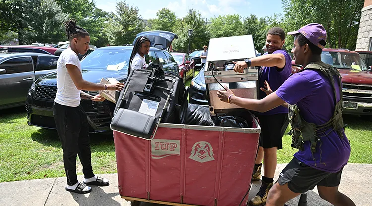 Overnight Parking During Move-in Weekend