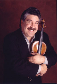Pittsburgh Symphony Orchestra concertmaster Andrés Cárdenes