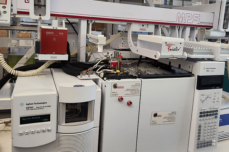a mass spectrometry machine