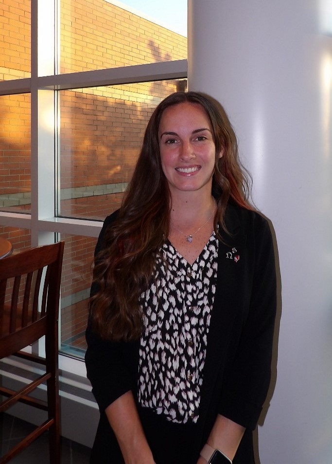Econometrics student podium presenter and Financial Markets & Institutions student poster presenter Chloe Stoner