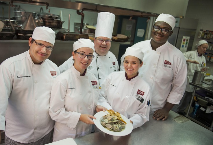 Chef Nutter with students in Fish and Shellfish class