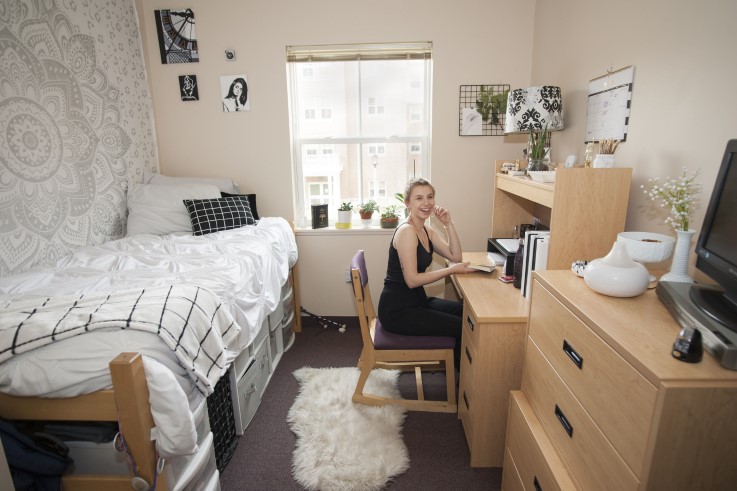 The 2019\-2020 Best Room Contest Winner, Katherine Tonelli Katherine 