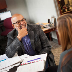 Academically Advising Education Abroad Students