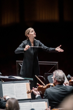 Karina Canellakis Conductor for upcoming PSO concert
