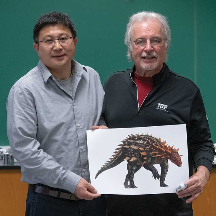 Shundong Bi was part of a research team that identified a new dinosaur species and named it Yuxisaurus kopchicki—after the fossil’s location in Yuxi, Yunnan Province, China, and after John Kopchick 