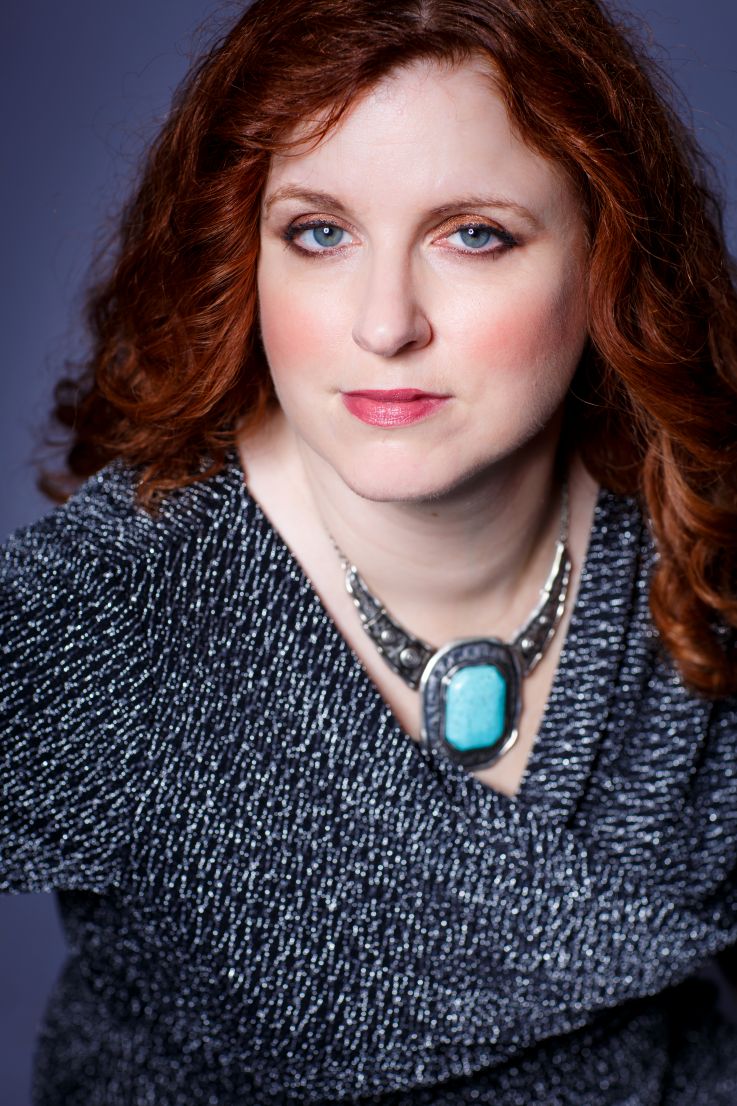 Kelly Lynch