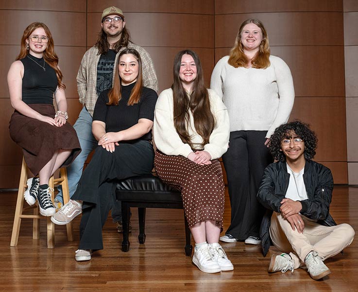 Student team members Kelli Lawton, Cody Williams, and Grace Gemberling; Annual Giving Coordinator Alexa Zacek; students Hannah Towey and Ismael Negrete