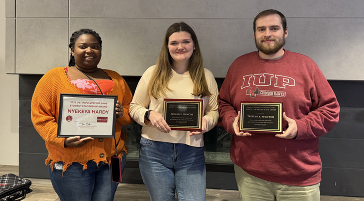 Awards Presented at SAHE Thanksgiving