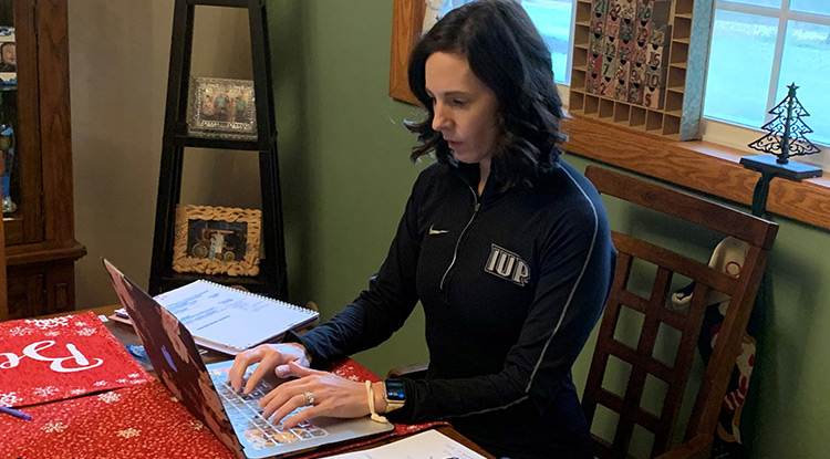 Amber Racchini is director of the Hawks Q&A Center, a one-stop shop for students to ask just about anything. Amber Racchini is director of the Hawks Q&A Center, a one-stop shop for students to ask just about anything.