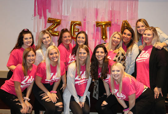 Zeta Tau Alpha poses together for a photo