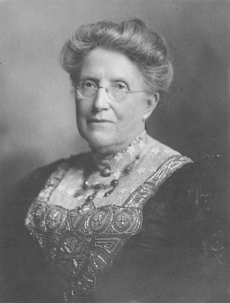 Portrait of Jane Leonard from 1900