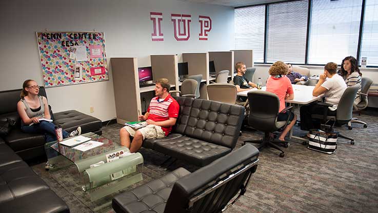 Students at IUP Pittsburgh East