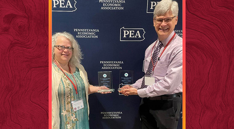 IUP Hosts Pennsylvania Economic Association Annual Conference, Featuring First Commonwealth Leader David Reed, IUP Faculty, Students Honored