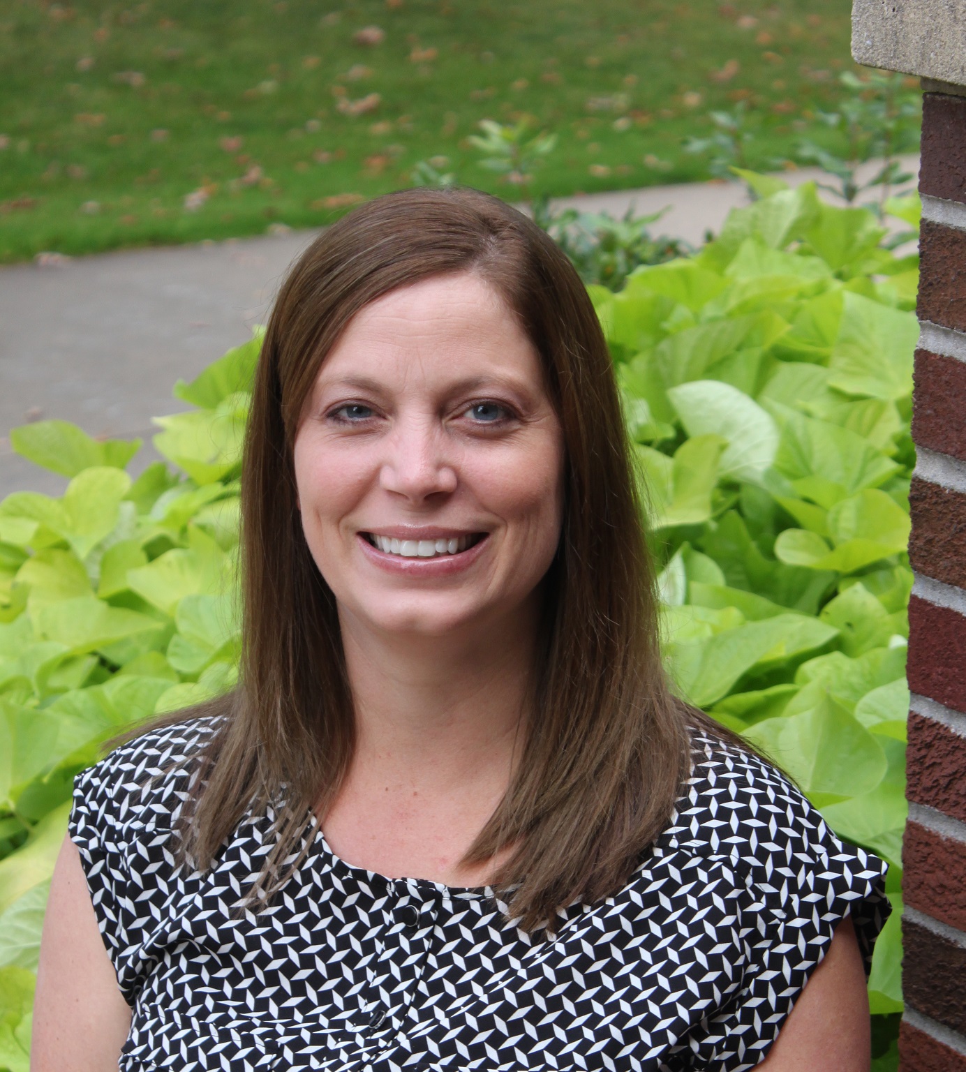 Dr. Melissa Swauger