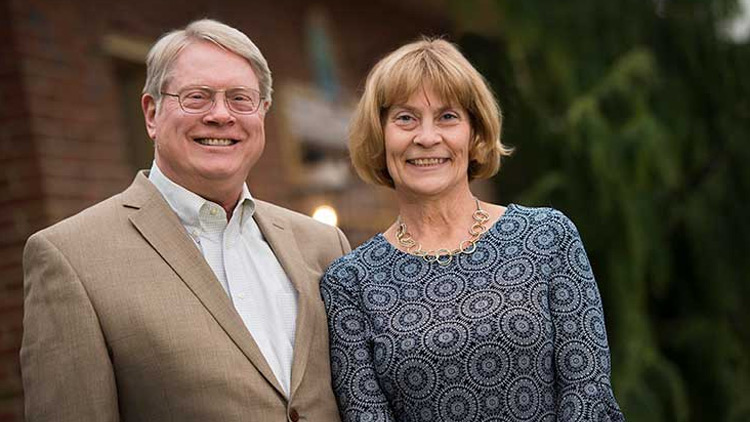 Tim Cejka '73 and Debra Phillips Cejka '73