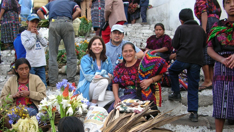 Francisco Alarcn and Lydia Rodrguez in Guatemala
