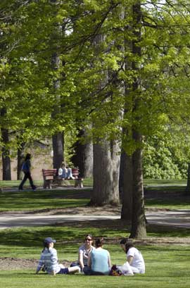 Students in the Oak Grove