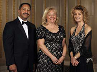 IUP President Tony Atwater with Beverly Fairman, center, and Joyce Fairman, winners of the Presidential Legacy Award for Philanthropy